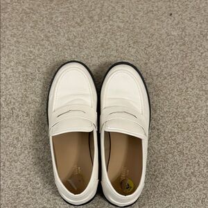 Women’s Cream Loafers size 9